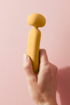 Wanda dual end vibrator held up