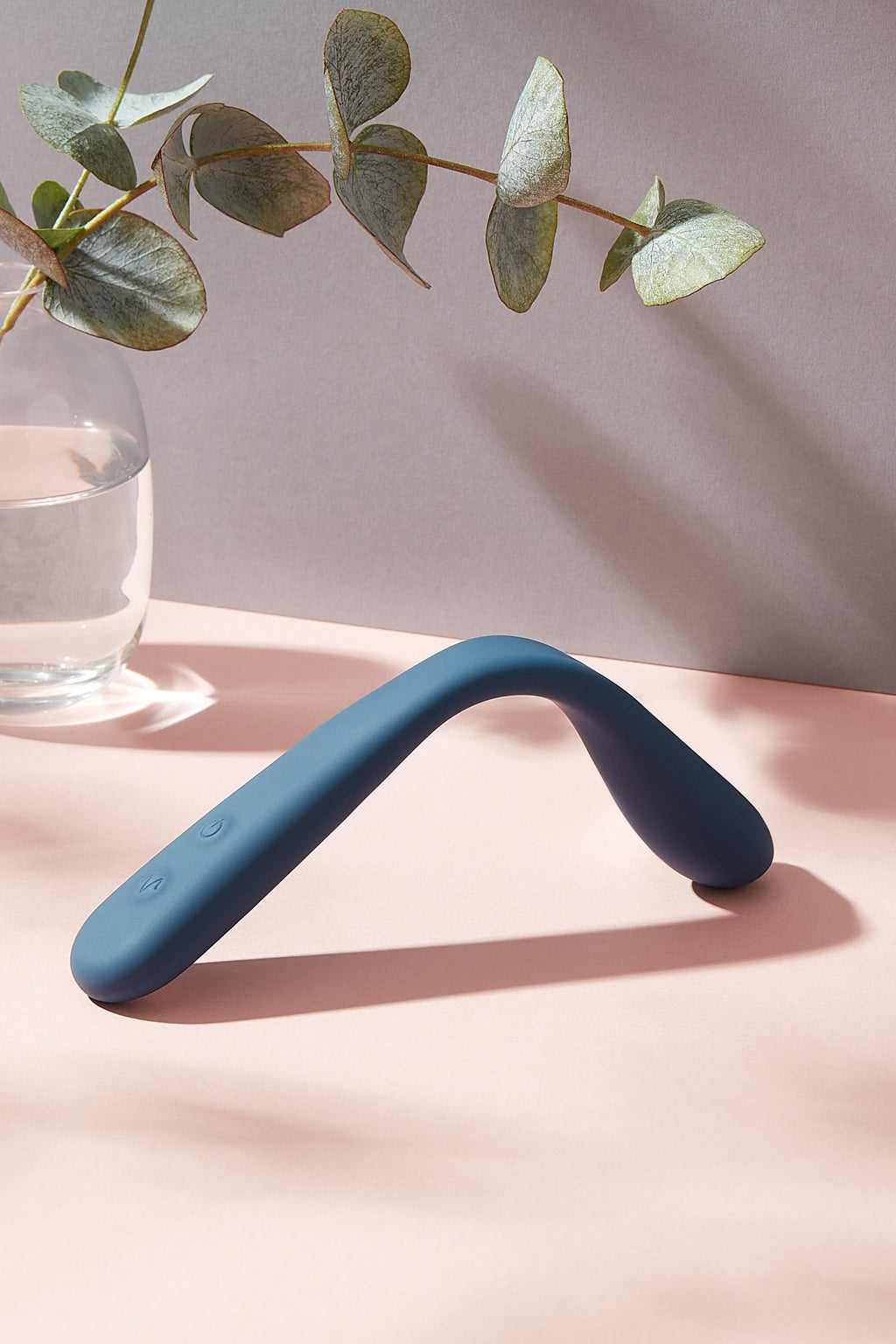 Lennon gspot vibrator bent downwards
